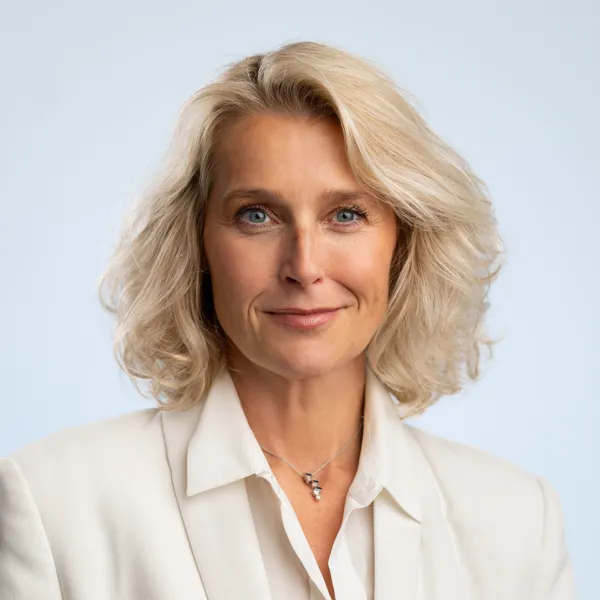 Marianne Dahl